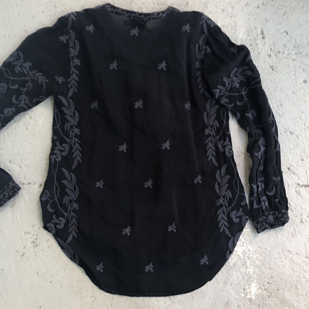 Johnny Was Embroidered blouse - Picture 6 of 6